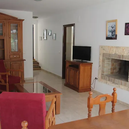Las Rosas Apartment